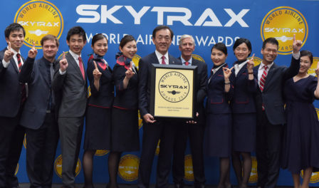 日本航空为全球最佳经济舱