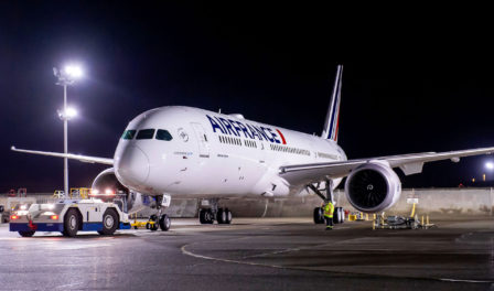 avión de air france estacionado