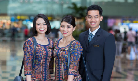 tripulación de cabina de las aerolíneas de singapur