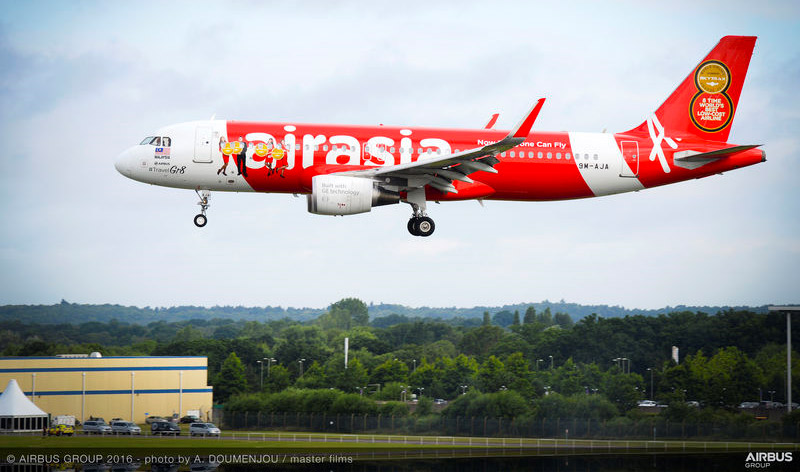 airasia skytrax awards livery