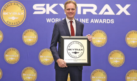 Emirates wins best premium economy onboard catering award 2026